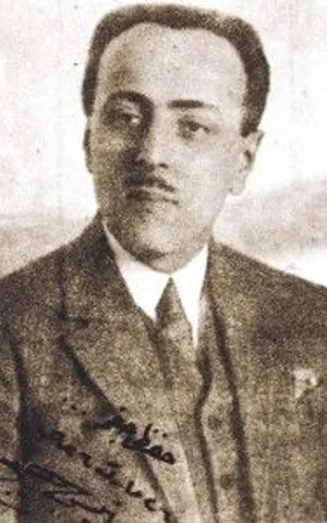 Enis Behiç Koryürek resmi